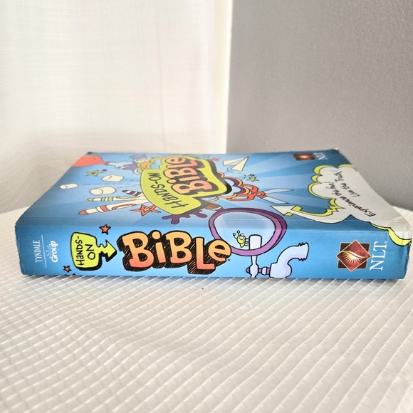 Hands On Bible NLT Timeline Facts Info 9 yrs + 2010 Tyndale House Publishers - Picture 3 of 10